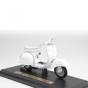 Machetă moto Magazine Models [1:18] - Vespa 1962 160GS - White
